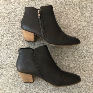 Chelsea Crew Booties, Size 38 (8)